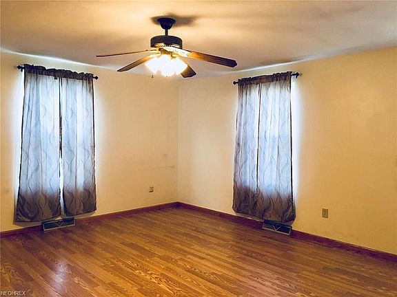 2nd image of 2508 21st Ave