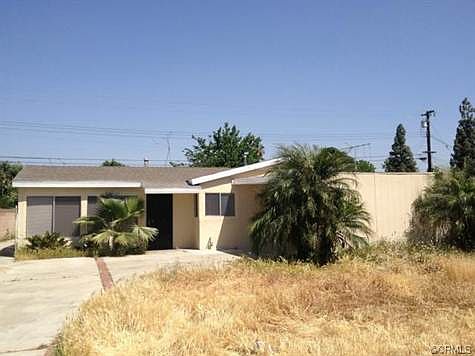 1st image of 5514 N Astell Ave