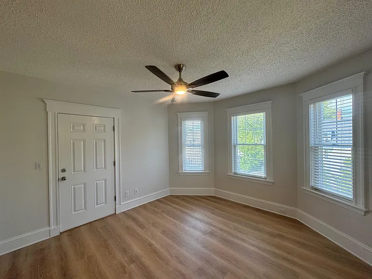 78 Morrison Ave — Photo 5