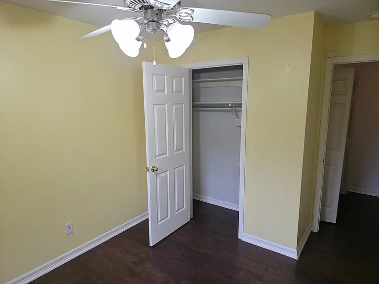 81 N Sable St — Photo 7