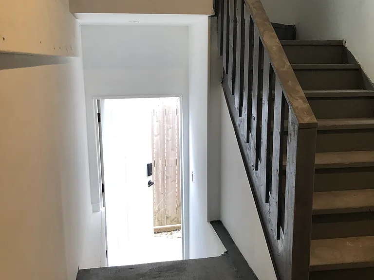 710 N Elizabeth St #2FB — Photo 12