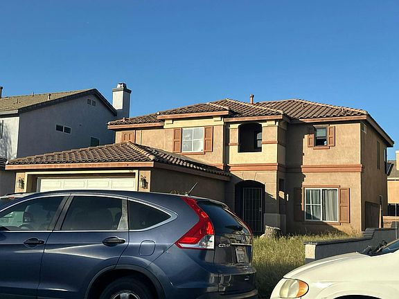 2nd image of 3296 Oakleaf Ln