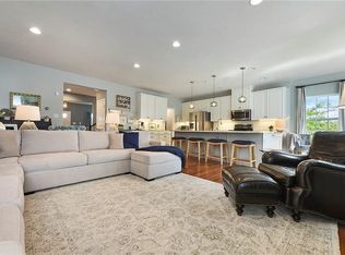 1446 Deer Creek Crossing Dr, Canonsburg, PA 15317