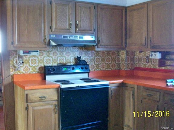 3rd image of 86 Bennett St