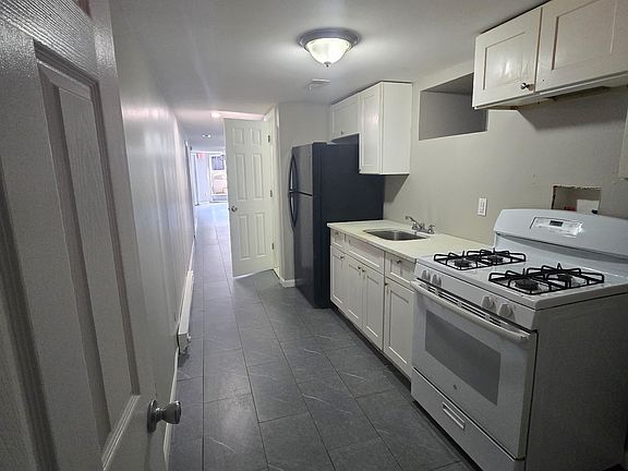 3rd image of 17 Fairmount Ave #1B
