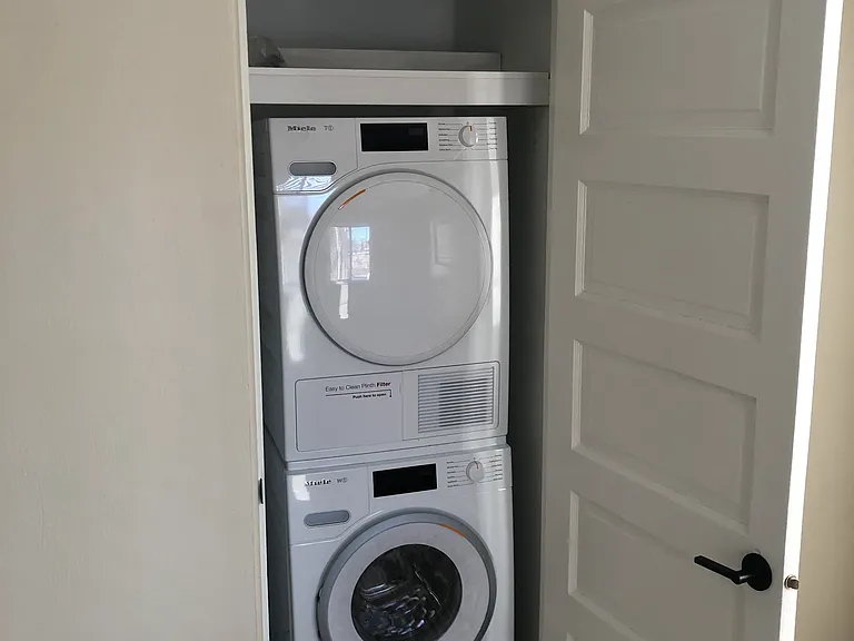 647 Isabella St #2 — Photo 14