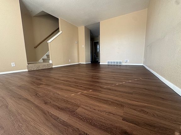 4th image of 8828 W Howard Ave