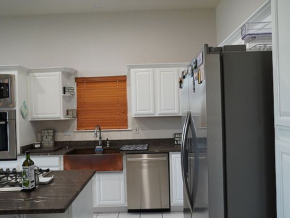 4th image of 4361 Loma Del Norte Dr