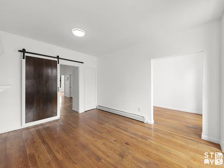 912 Putnam Ave #3 — Photo 6