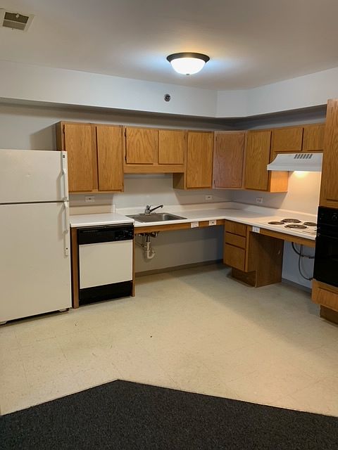 1st image of 1135 W Ogden Ave #308