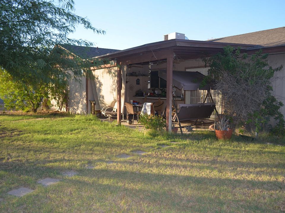 2nd image of 1808 N Cheri Lynn Dr