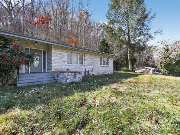 609 S Country Club Dr, Cullowhee, NC 28723
