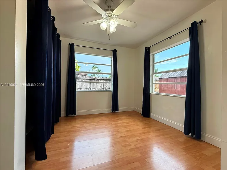 13330 SW 79th St #EFFICIENCY — Photo 3
