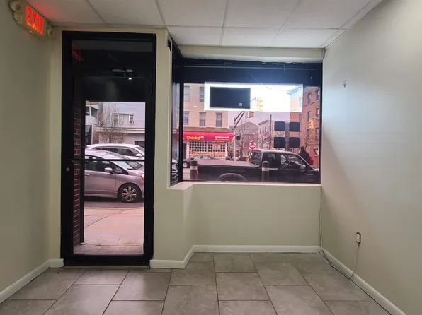 3712 Kennedy Boulevard image 1 of 22