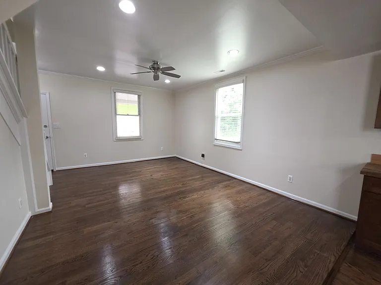 7516 Main St — Photo 19
