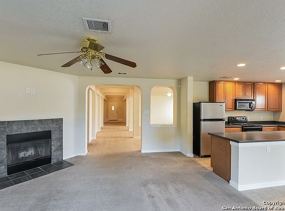 4th image of 8019 Maddie Ln