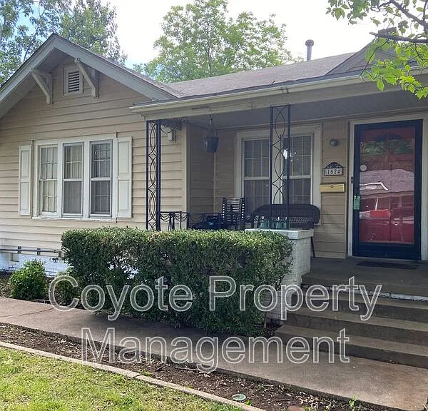 1524 S Jamestown Ave — Photo 1