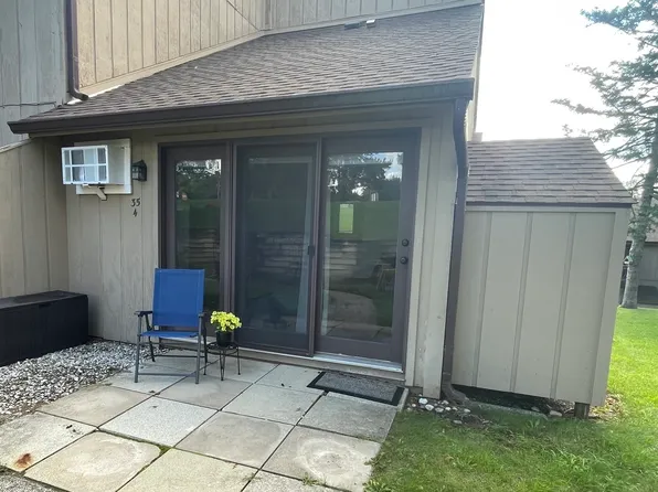 (undisclosed Address), Fox Lake, IL 60020