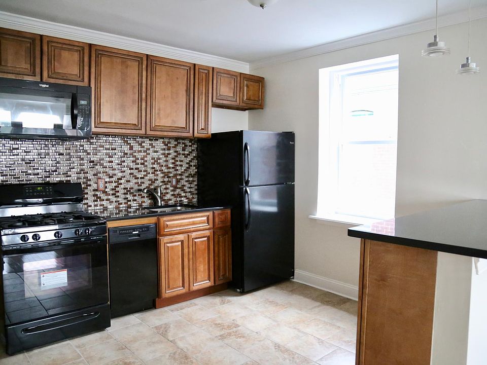 fully renovated Kitchen