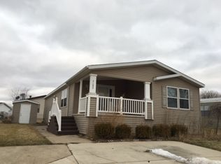 21053 La Roche Dr S, Macomb, MI 48044