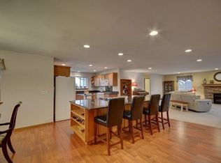 1155 SW Harbor Vista Cir, Oak Harbor, WA 98277