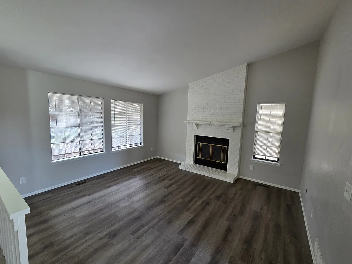 Building Photo - 281 Mountain Cloud Cir