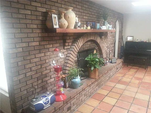 5th image of 7814 Portosueno Ave