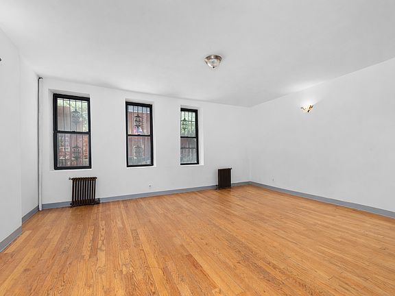 3rd image of 339 E 104th St APT 1B