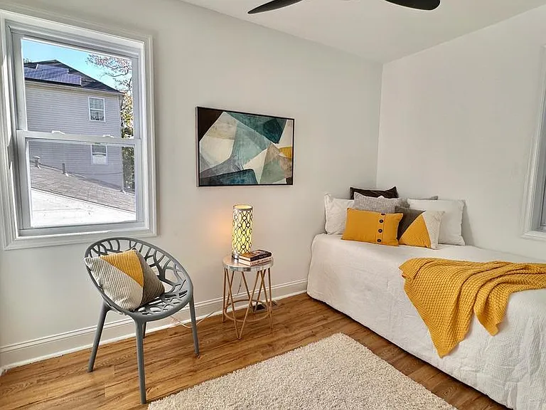 4709 Clay St NE — Photo 3