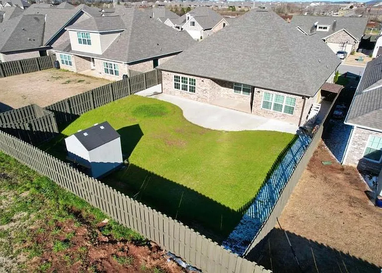 102 James Parcus Cir — Photo 39