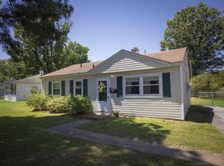 2827 Cornell St, Paducah, KY 42003