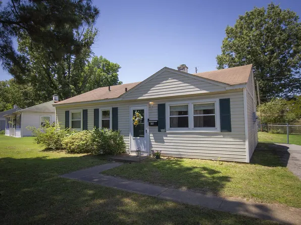 2827 Cornell St, Paducah, KY 42003