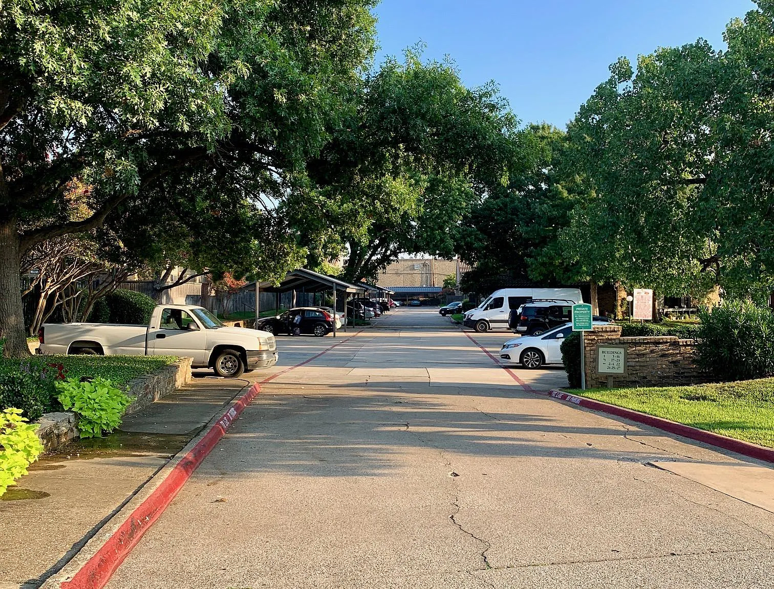 2 bed, 1.5 bath, 1050 sqft, $1,750 — Photo 2