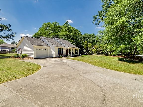 3rd image of 429 Archer Road
