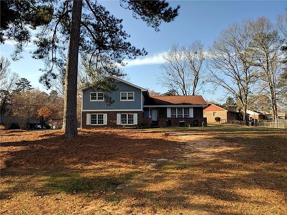 2nd image of 3395 Palisade Ct