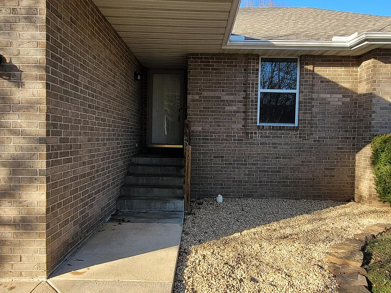 3951 W Tracy St — Photo 3