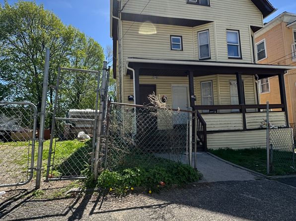 24 Laurel St #2, Waterbury, CT 06702