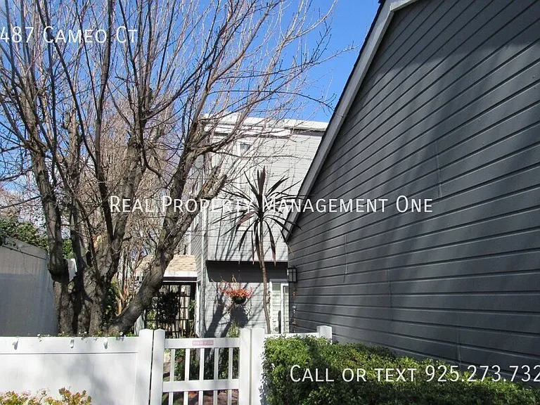 5487 Cameo Ct — Photo 2
