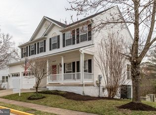 6857 Colonel Taylor Ln, Centreville, VA 20121