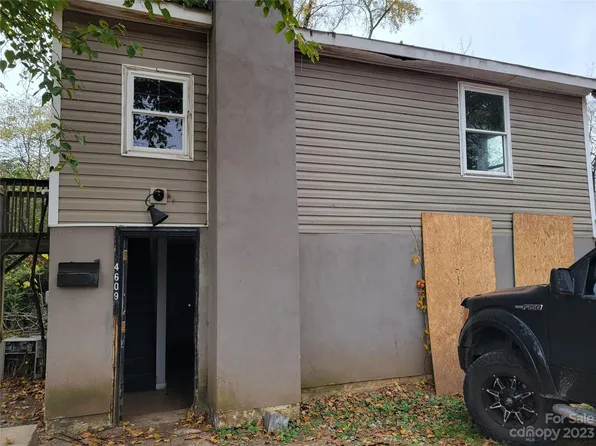 4609 Olney St, Charlotte, NC 28208