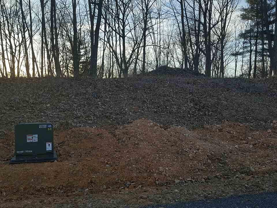2nd image of 45 Valley Manor Dr