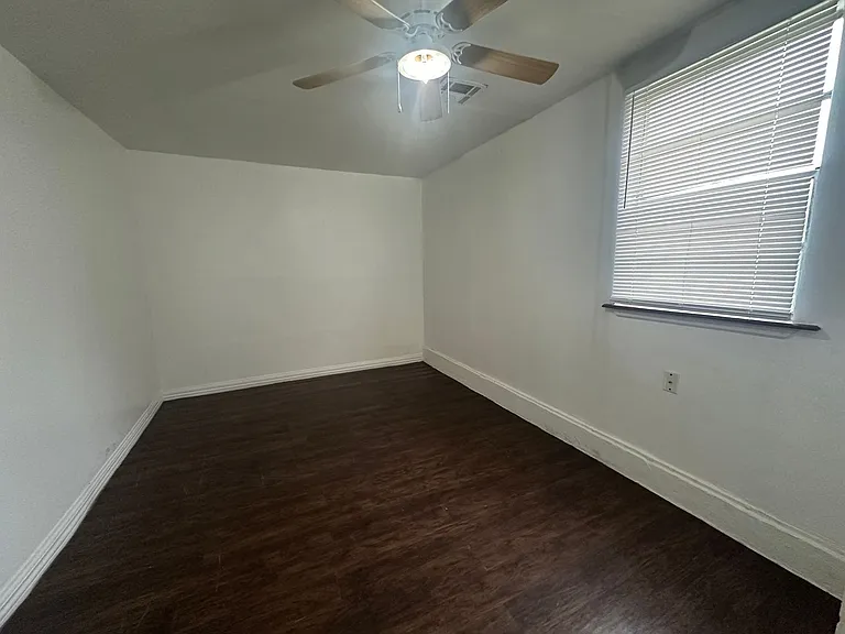 3300 S Post Rd — Photo 17