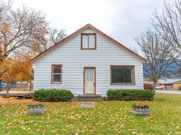 1035 10th Ave W, Columbia Falls, MT 59912
