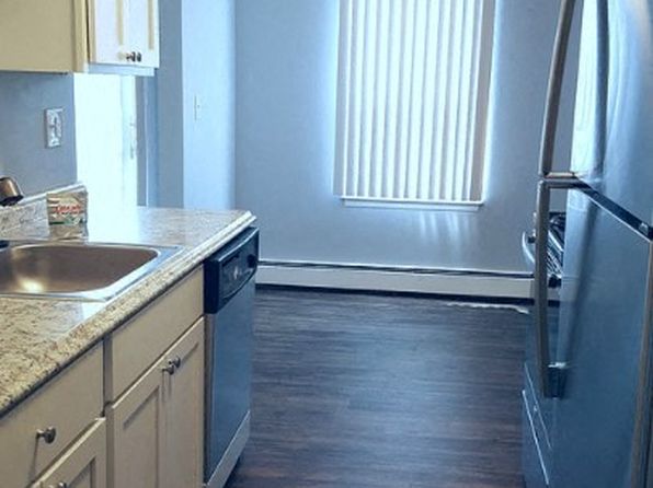 Kings Pointe Apartments - Warren, MI, 14895 E Twelve Mile Rd #9-86306, Warren, MI 48088