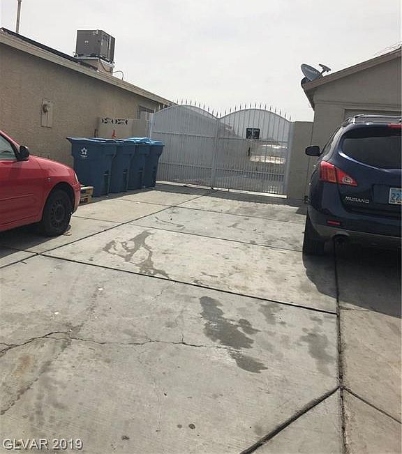 2nd image of 3801 Full Moon Dr