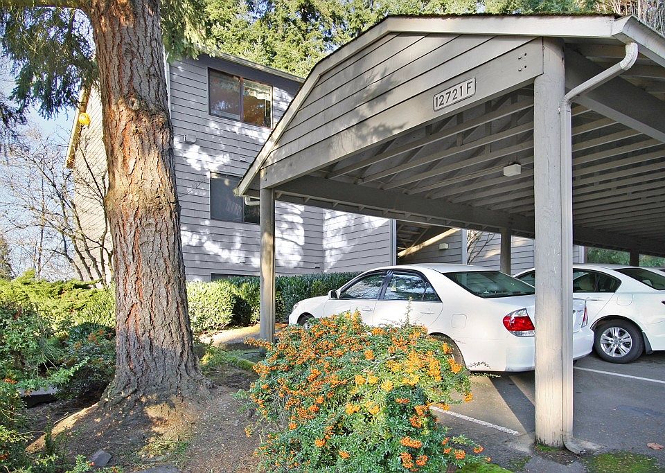 1st image of 12721 NE 116th St APT F301