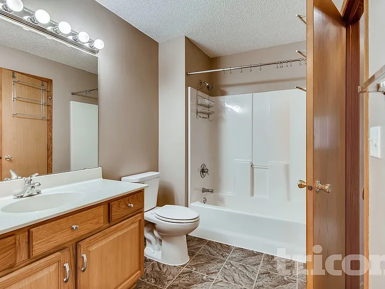 3166 Cory Ln — Photo 5
