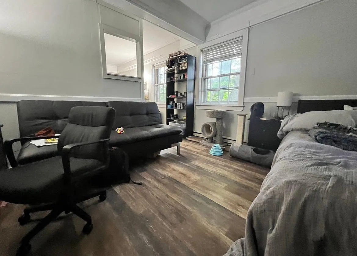 35 Chestnut Hill Ave — Photo 1