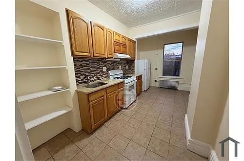 853 Van Nest Ave #1 Photo 1