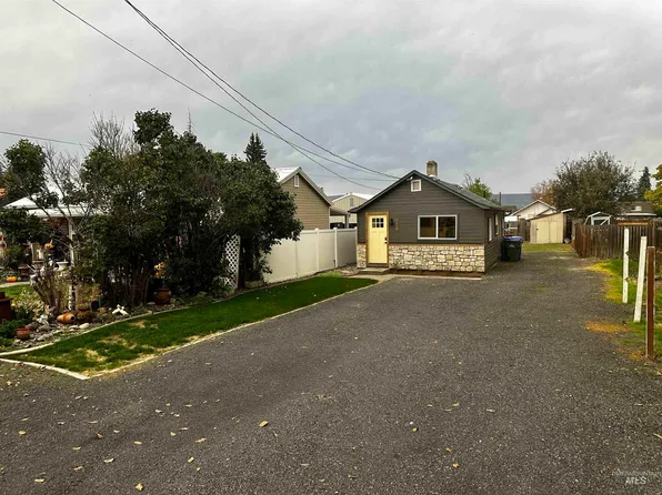607 Airway Ave, Lewiston, ID 83501